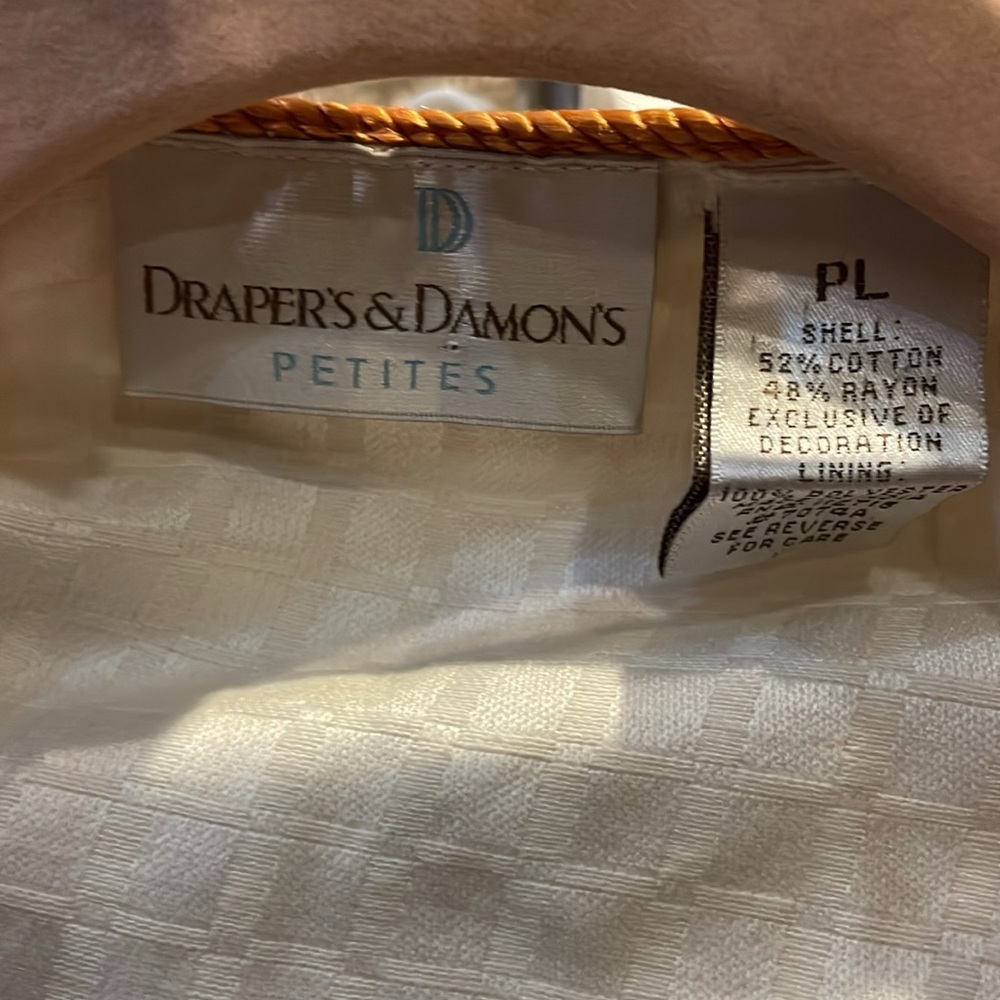 Dealers And Damon’s Cream Floral Embroidered Jacket View 2